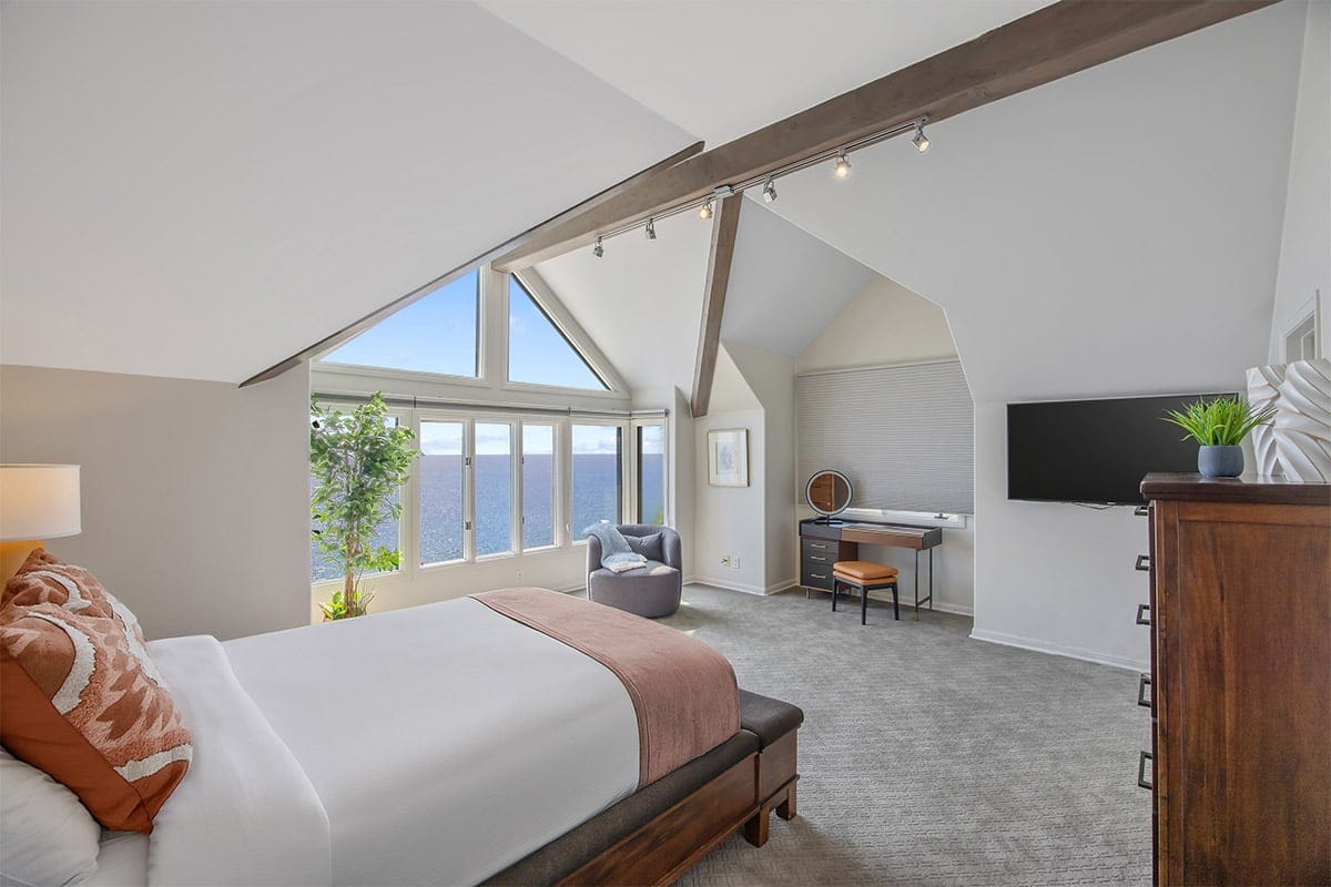 OV PRIVATE ROOM WITH SHARED BATHROOM 4-1200x800